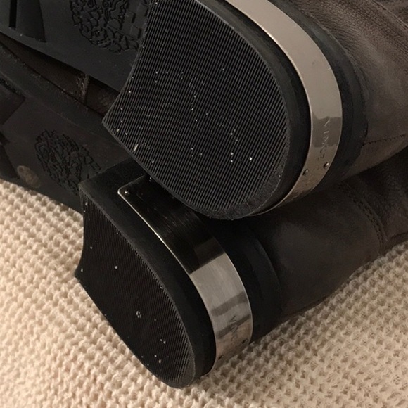 VINCE CAMUTO BOOTS in Distressed Grey Sz. 7M - Picture 6 of 7